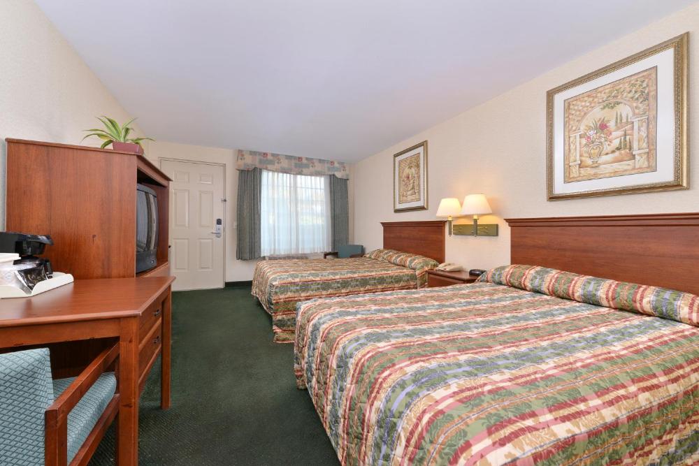 Room with Two Double Beds interior
